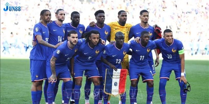 Cá cược bóng đá giải Ligue 1 Pháp 2024: Bí kíp soi kèo thắng lớn tại Jun88 2 Tổng quan về cá cược bóng đá giải Ligue 1 Pháp 2024